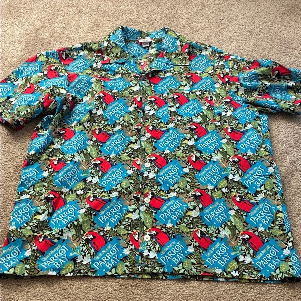 Captain Morgan Parrot Bay Hawaiian Shirt size L